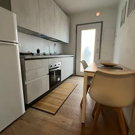 Apartamento Casa Elisa, Nuovo A 100 Mt Dal Mare Riccione