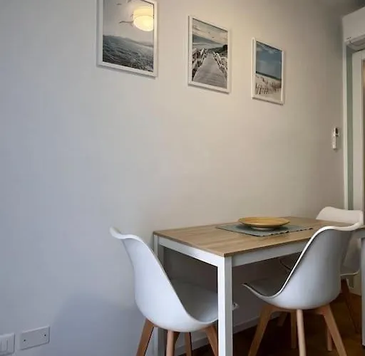 Casa Elisa, Nuovo A 100 Mt Dal Mare * Riccione